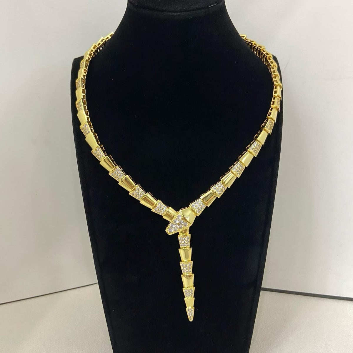 [Renovia Jewelry]NEW WIDE BAND INLAID DIAMOND SNAKE NECKLACE