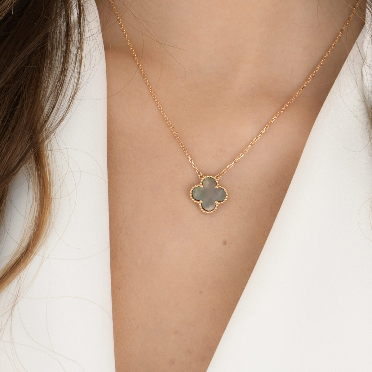 [Renovia Jewelry]CLOVER 15MM  GRAY MOTHER OF PEARL NECKLACE